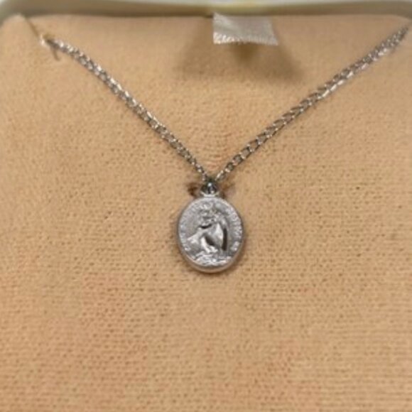 Vintage Shalimar Sterling Silver Saint Christopher Medallion Necklace - Picture 3 of 6